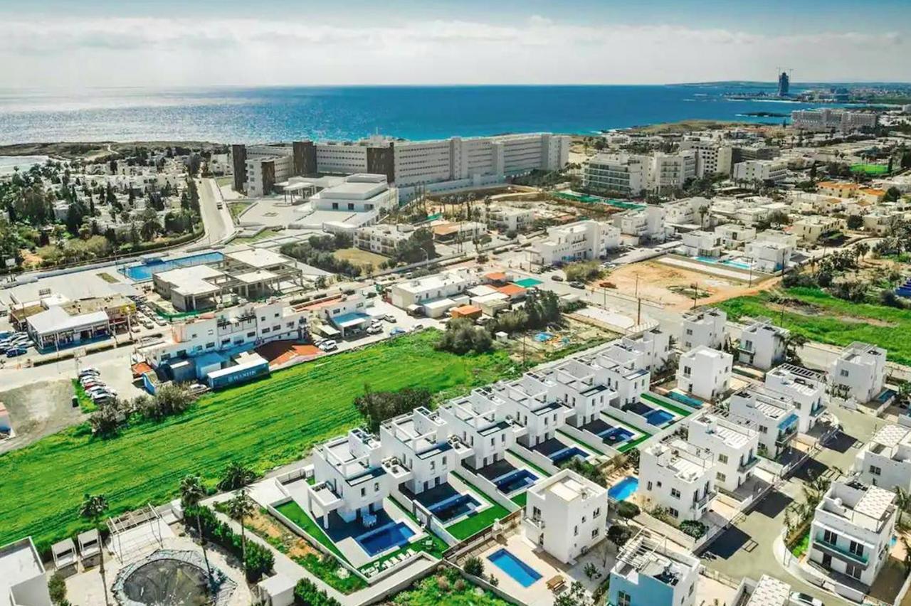 Villa Eden Ayia Napa Exteriör bild