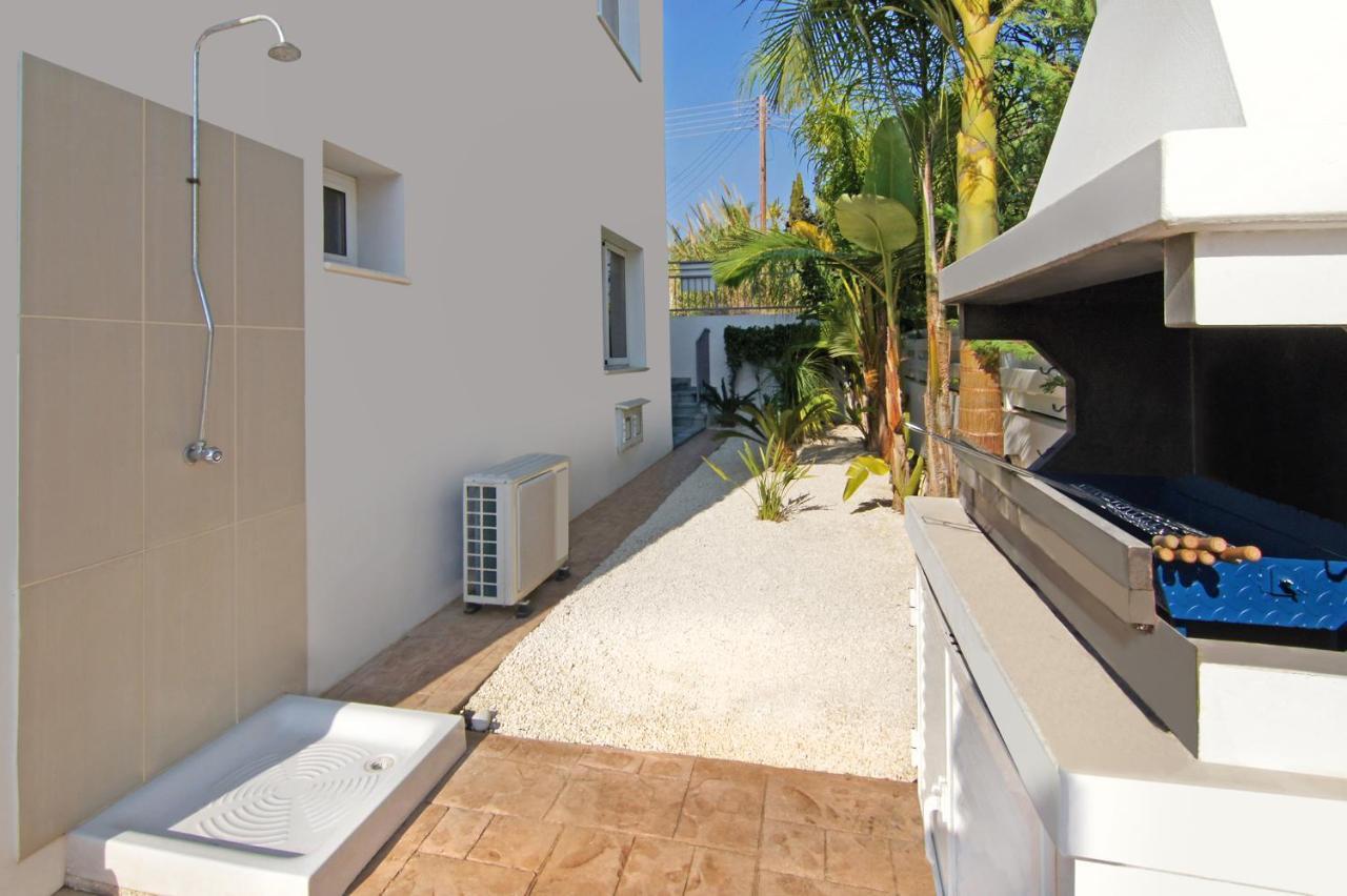 Villa Eden Ayia Napa Exteriör bild