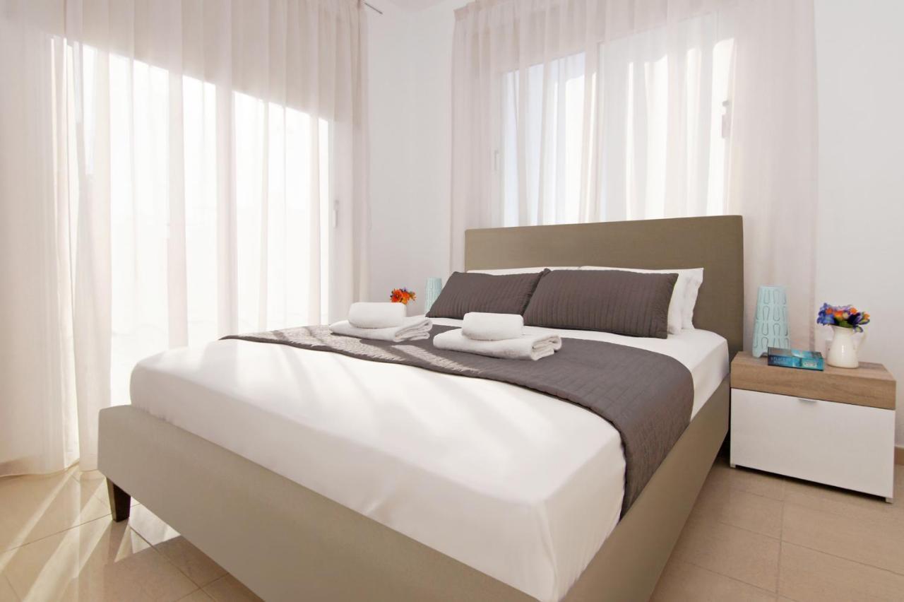 Villa Eden Ayia Napa Exteriör bild