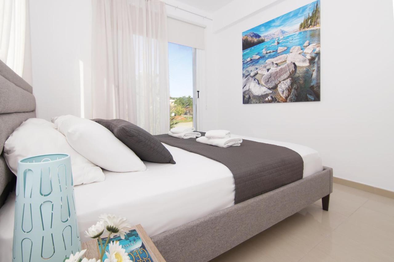 Villa Eden Ayia Napa Exteriör bild