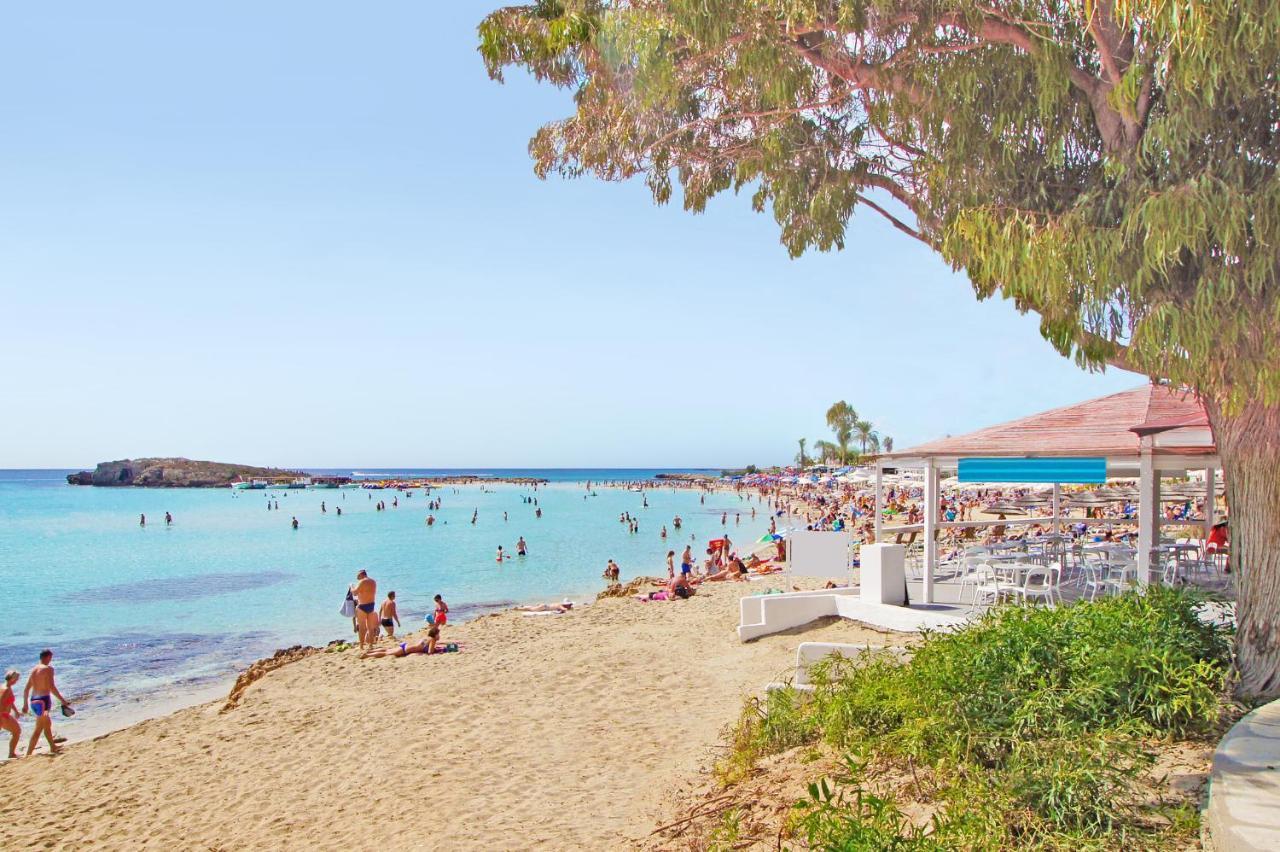 Villa Eden Ayia Napa Exteriör bild